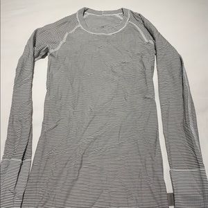Lulu lemon long sleeve shirt